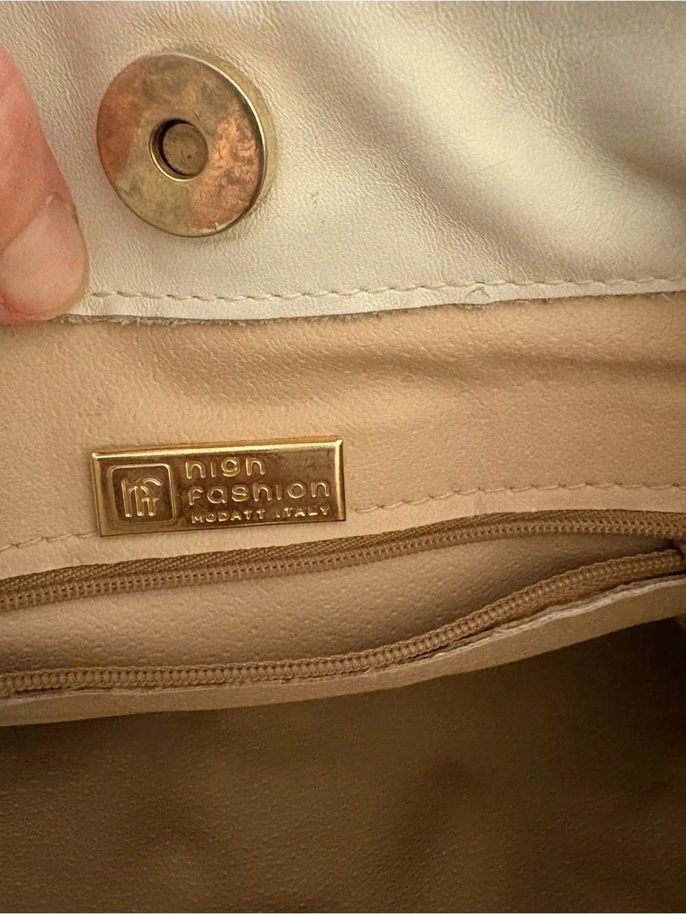 Unique Vintage 80s white designer bucket bag gold tone hardware